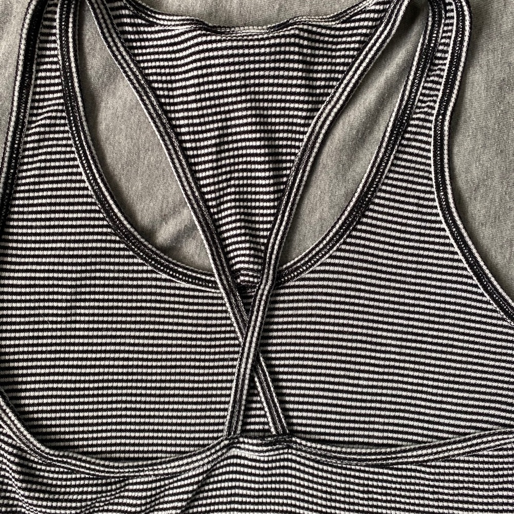 Women’s black and white tank top